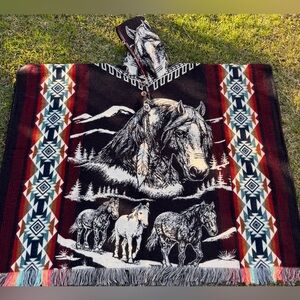 Horse alpaca poncho, unisex, one size, hand made in Ecuador